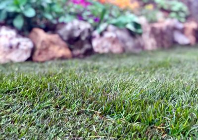 Rollrasen fertig verlegt